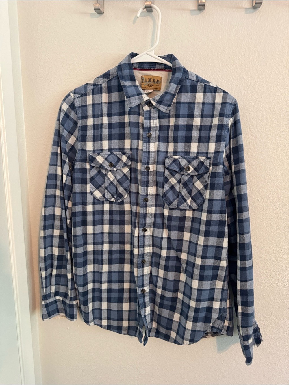 21men Navy and White Plaid Casual Button-Down Shirt